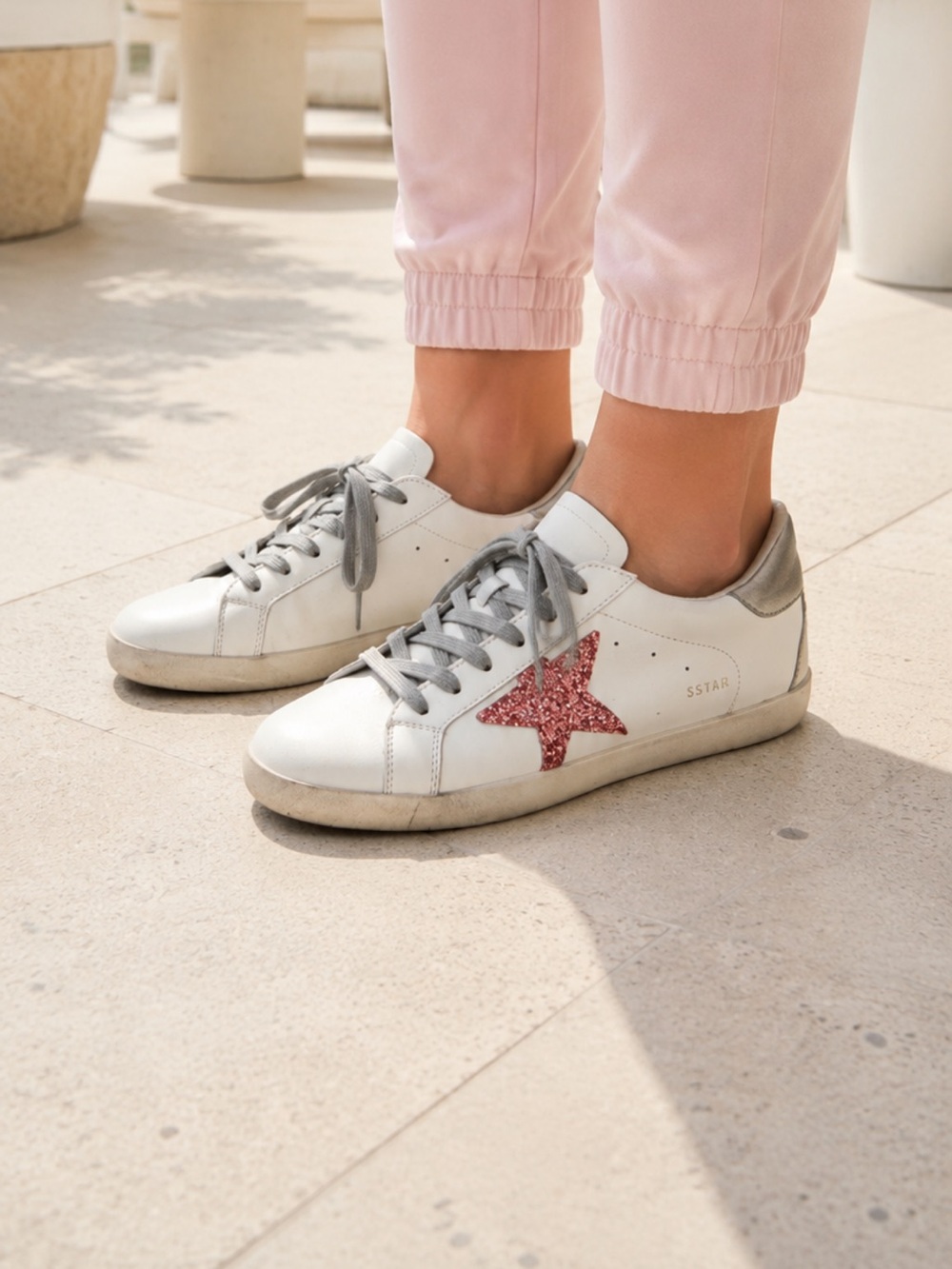 Golden Goose White Leather Sneakers with Pink Glitter Star Accent❤️8.5